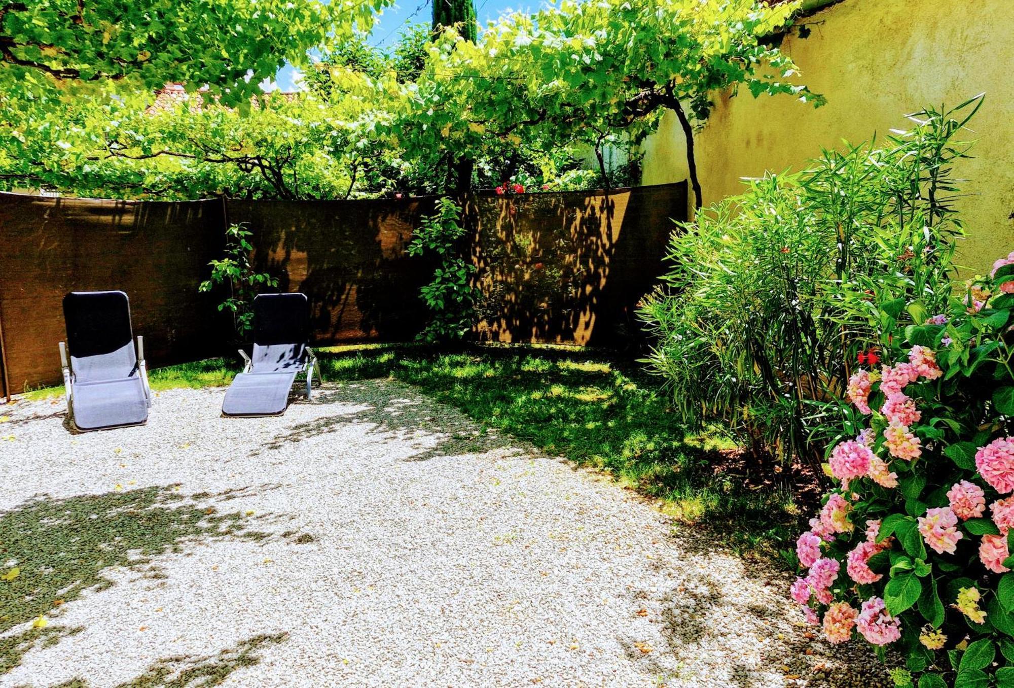 Apartma Jezevi Sezana Exterior photo